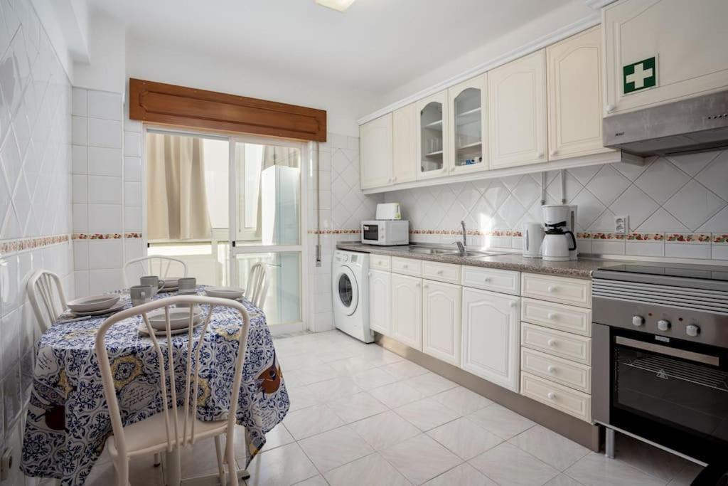 Blife Allya Private Rooms Faro Ngoại thất bức ảnh